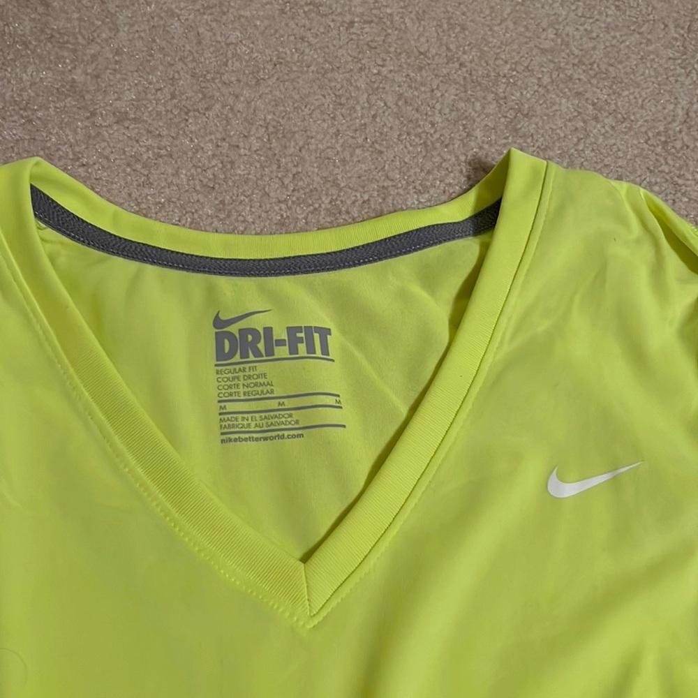 Nike Dri-Fit V-Neck Tee - Picture 3 of 3